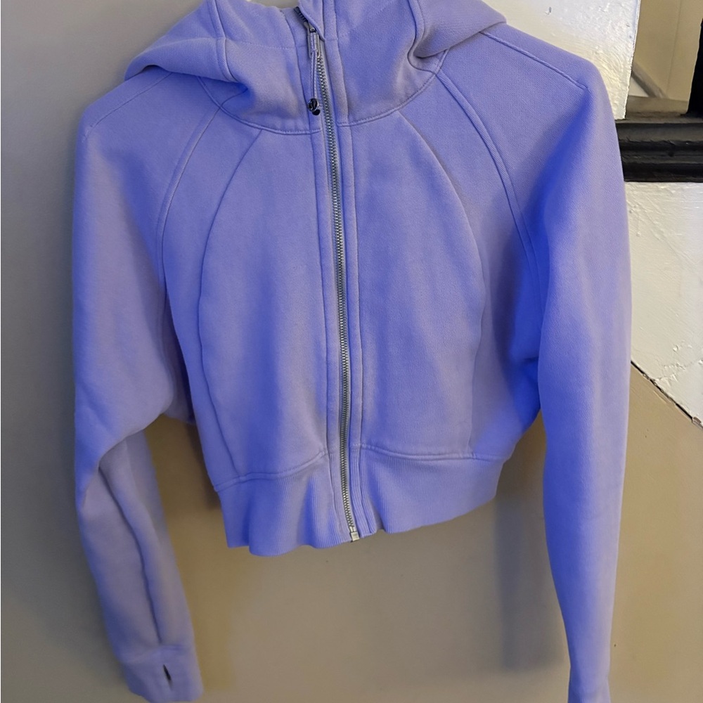 lululemon athletica cropped purple scuba